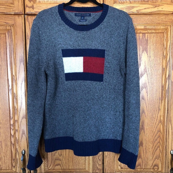 Tommy Hilfiger sweater - Picture 1 of 4